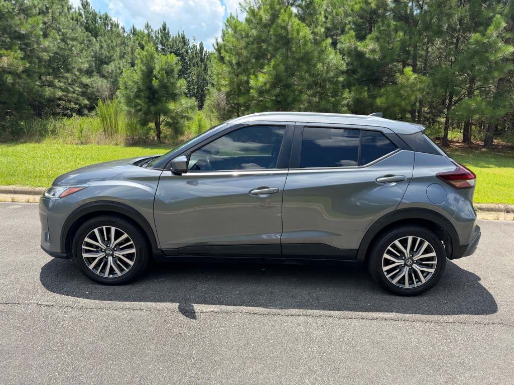 2021 Nissan Kicks - $11,950