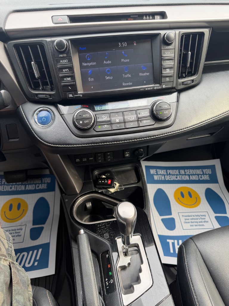 2018 Toyota RAV4 - $14,950