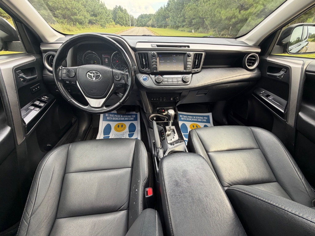 2018 Toyota RAV4 - $14,950