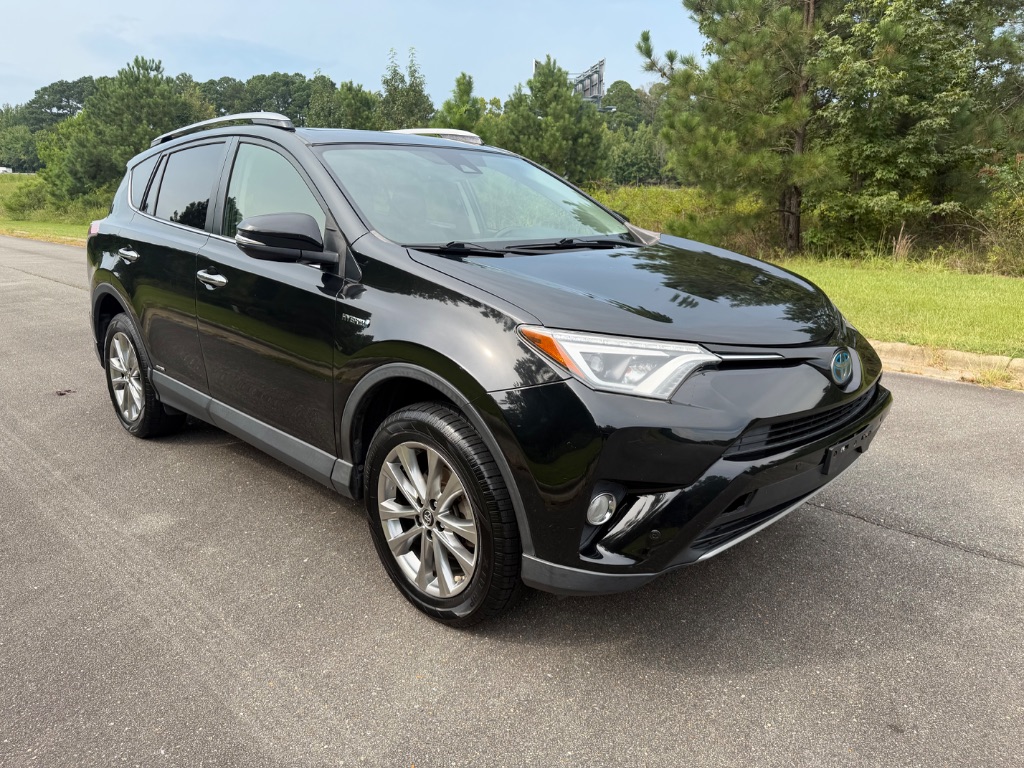 2018 Toyota RAV4 - $14,950