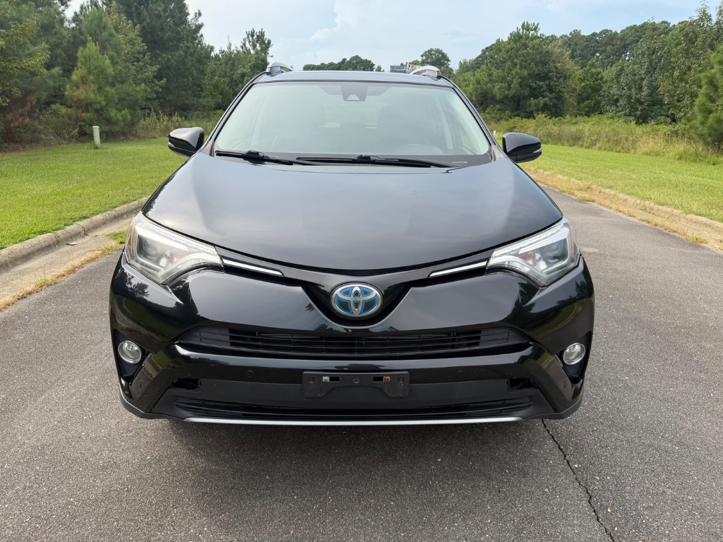 2018 Toyota RAV4 - $14,950