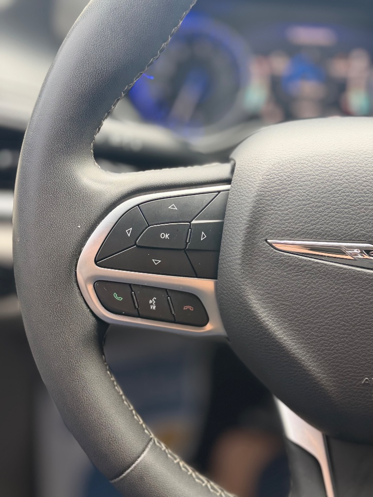 2022 Chrysler Pacifica - $14,550