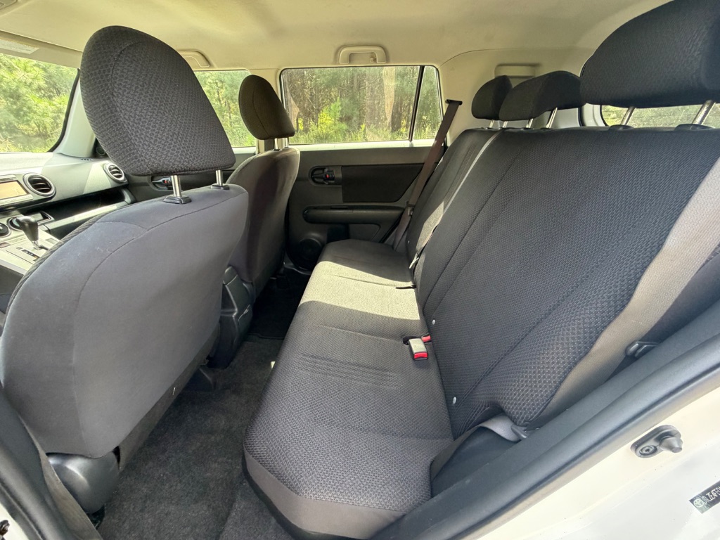 2010 Toyota Scion Xb - $8,950