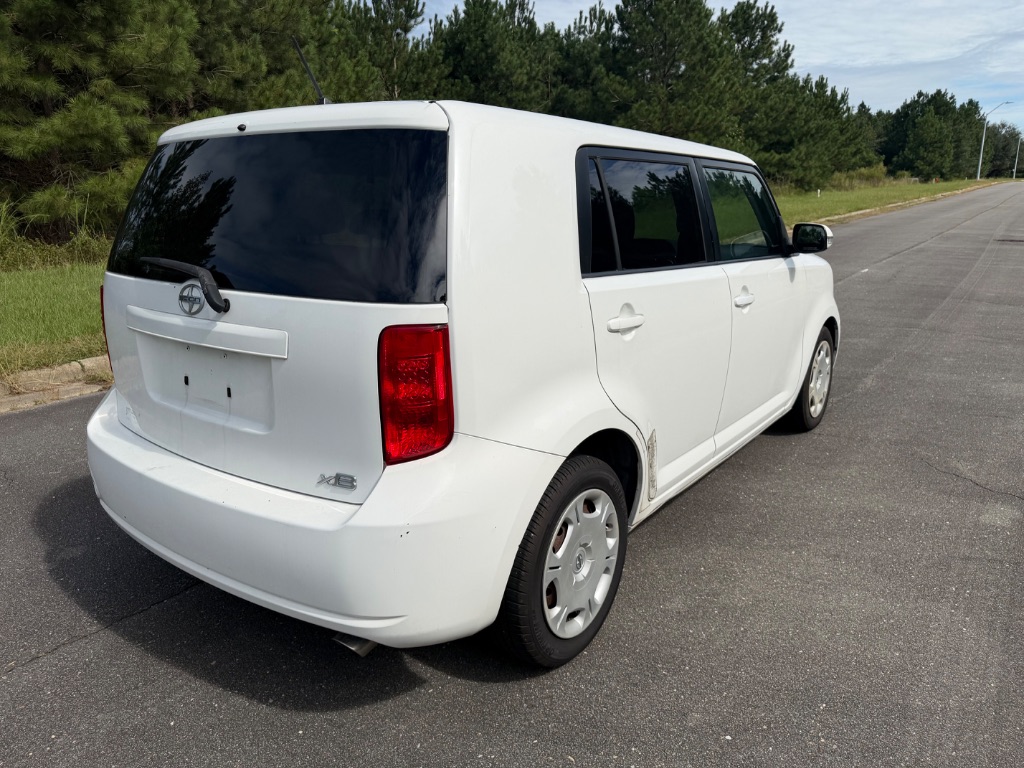 2010 Toyota Scion Xb - $8,950