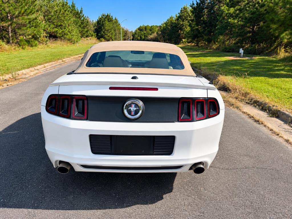 2013 Ford Mustang - $9,150