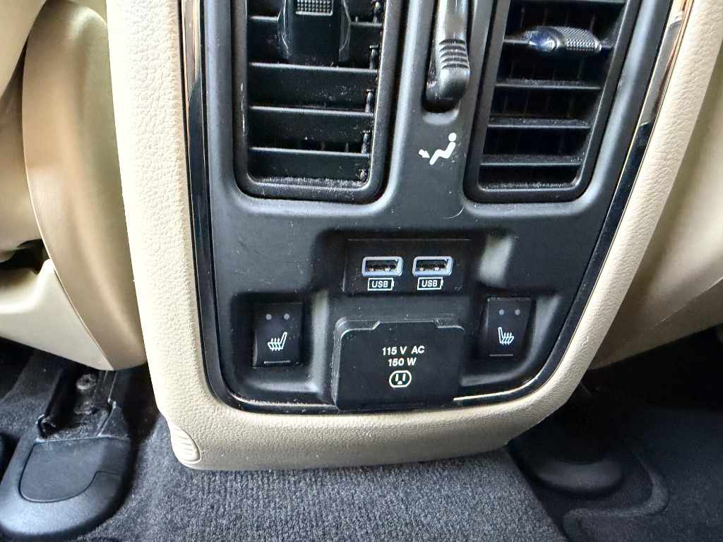 2014 Jeep Cherokee - $13,000