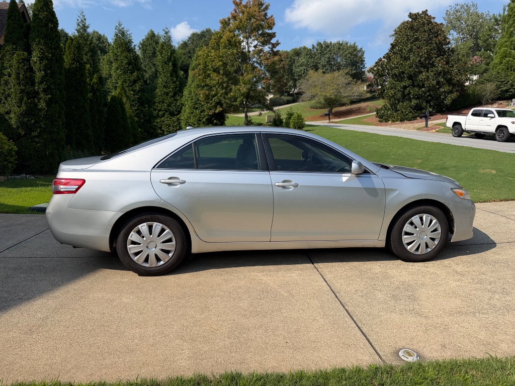 2011 Toyota Camry - $3,200