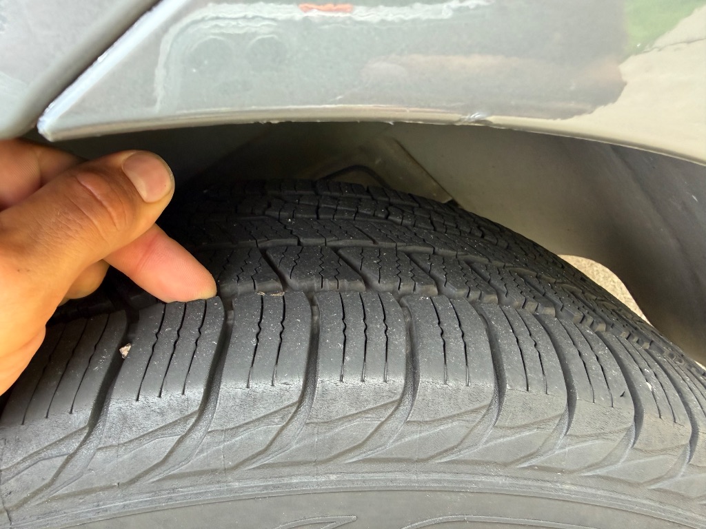 2009 Saturn Aura - $5,300