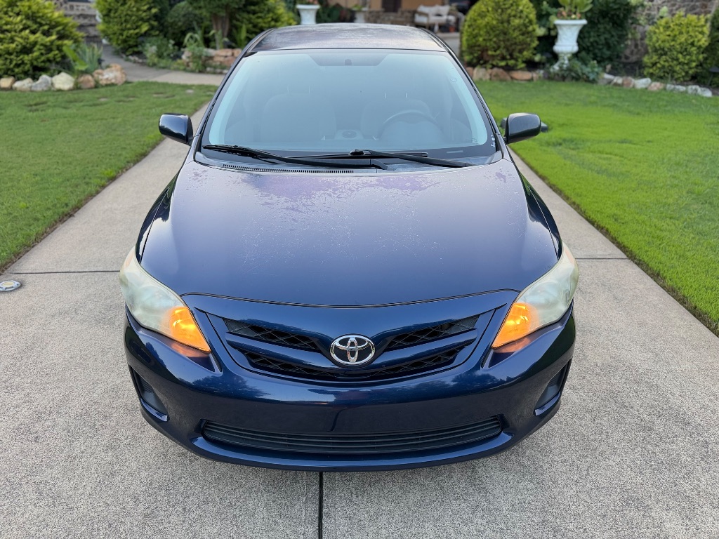 2012 Toyota Corolla - $6,000