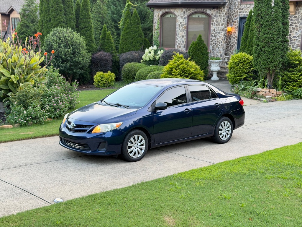 2012 Toyota Corolla - $6,000