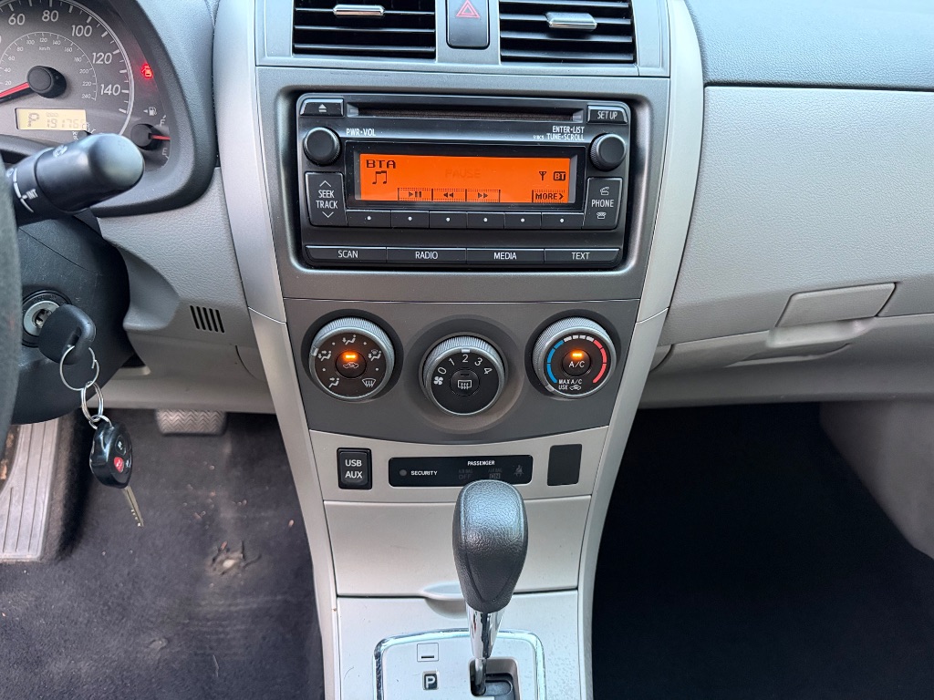 2012 Toyota Corolla - $6,000
