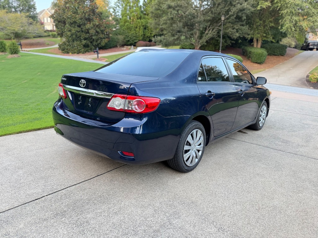 2012 Toyota Corolla - $6,000
