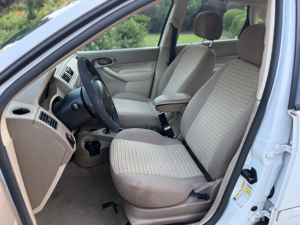 2007 Ford Focus - $4,700