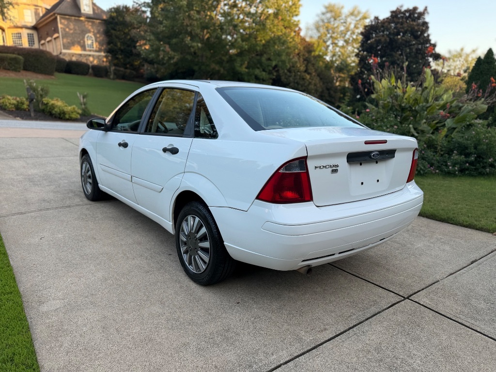 2007 Ford Focus - $4,700
