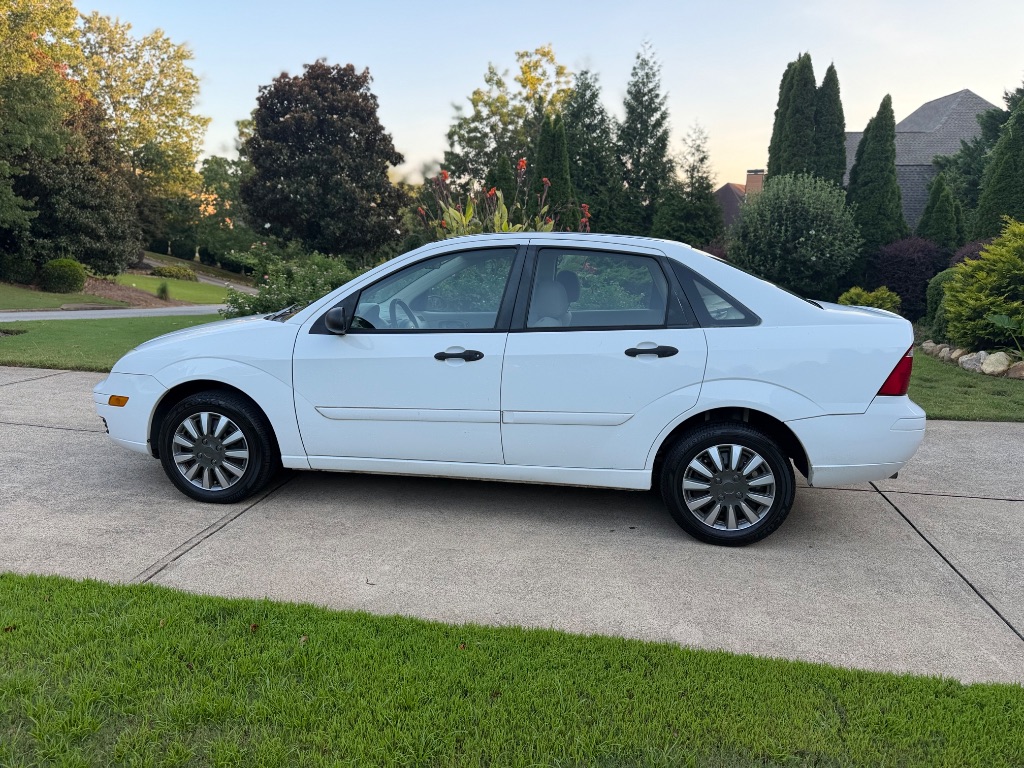 2007 Ford Focus - $4,700