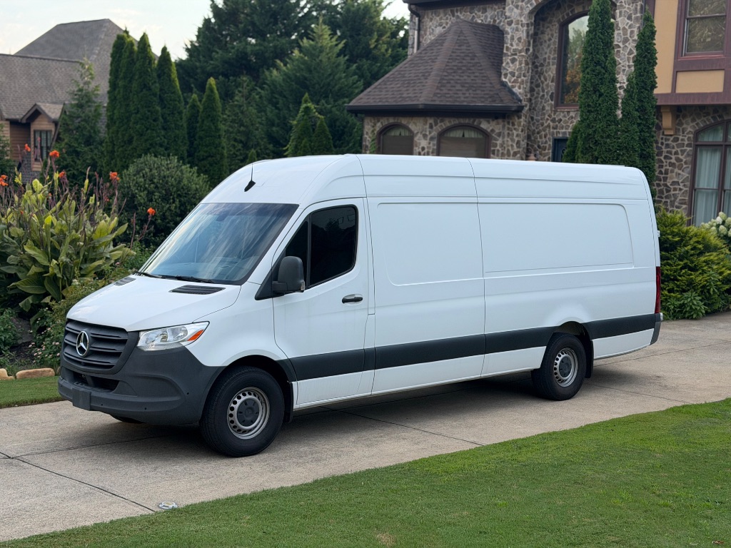 2023 Mercedes-Benz Sprinter - $19,000