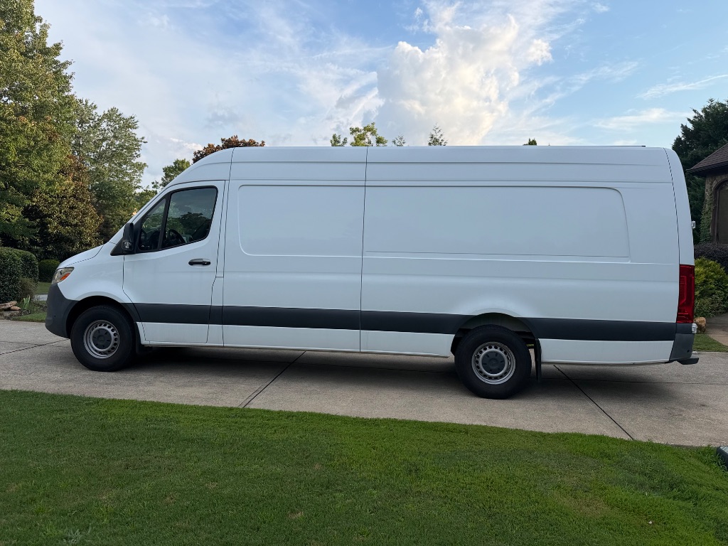 2023 Mercedes-Benz Sprinter - $19,000