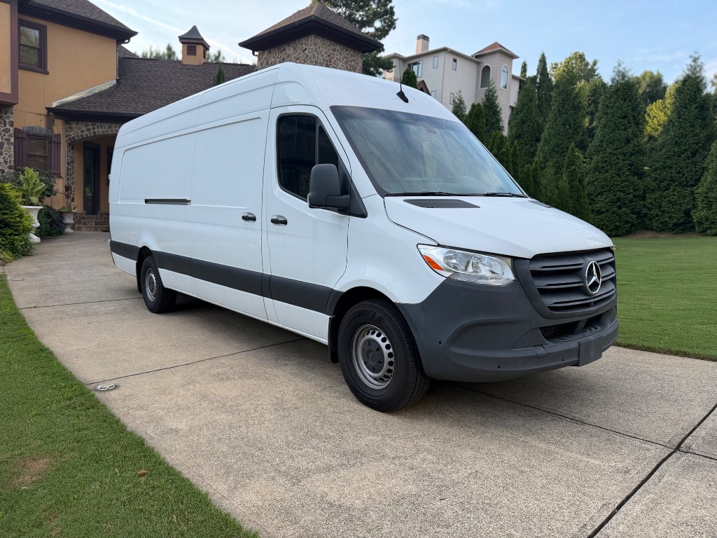 2023 Mercedes-Benz Sprinter - $19,000