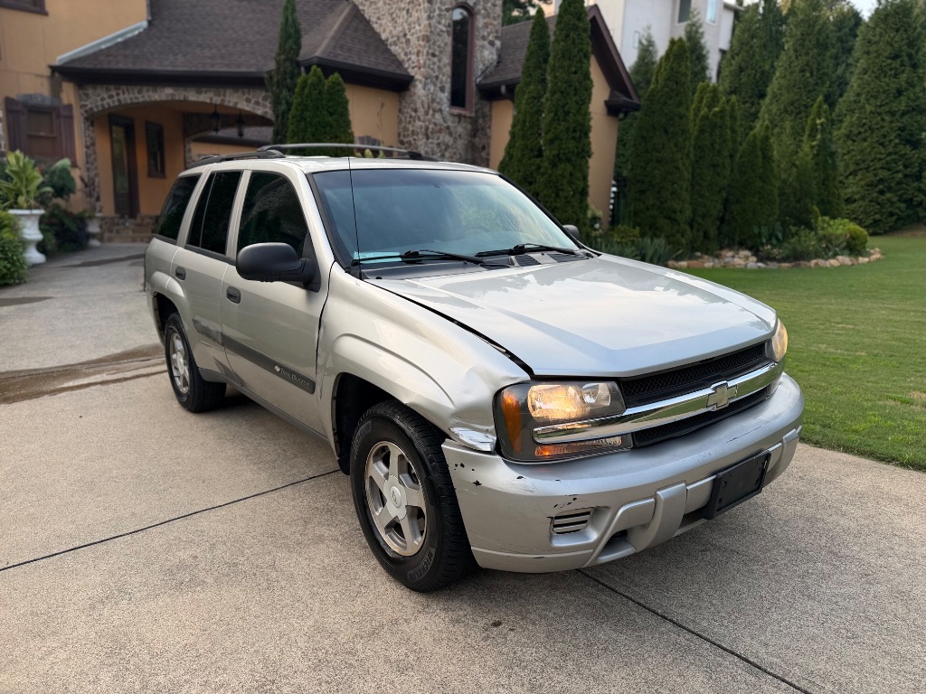 2004 Chevrolet Blazer - $4,300