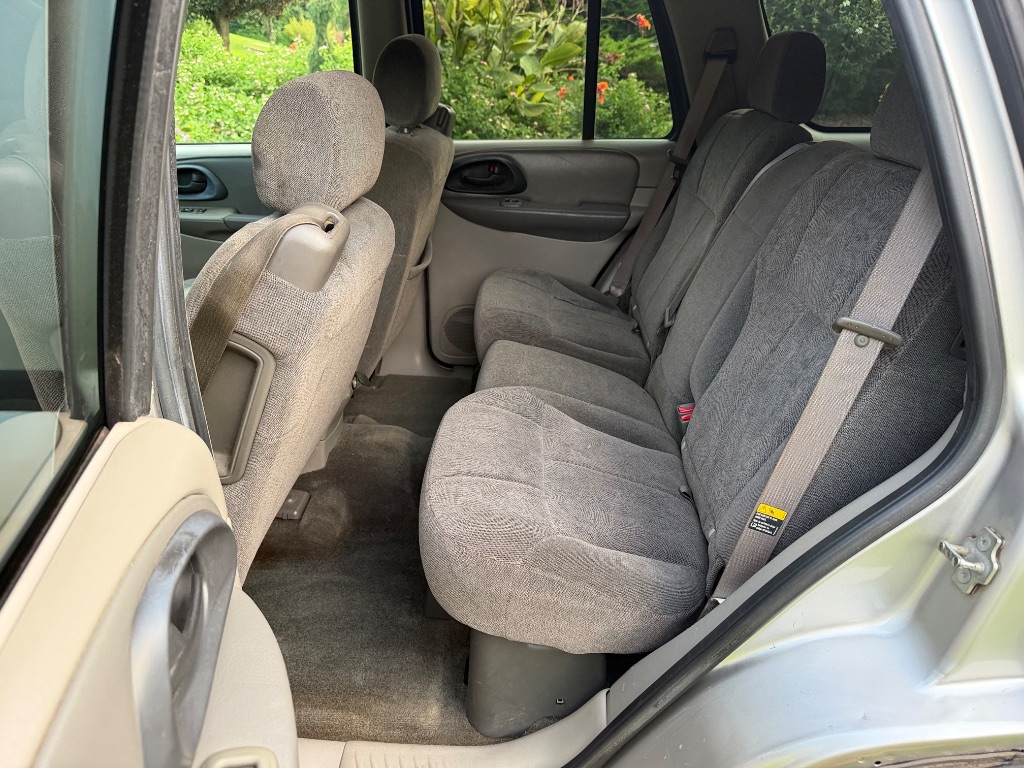 2004 Chevrolet Blazer - $4,300
