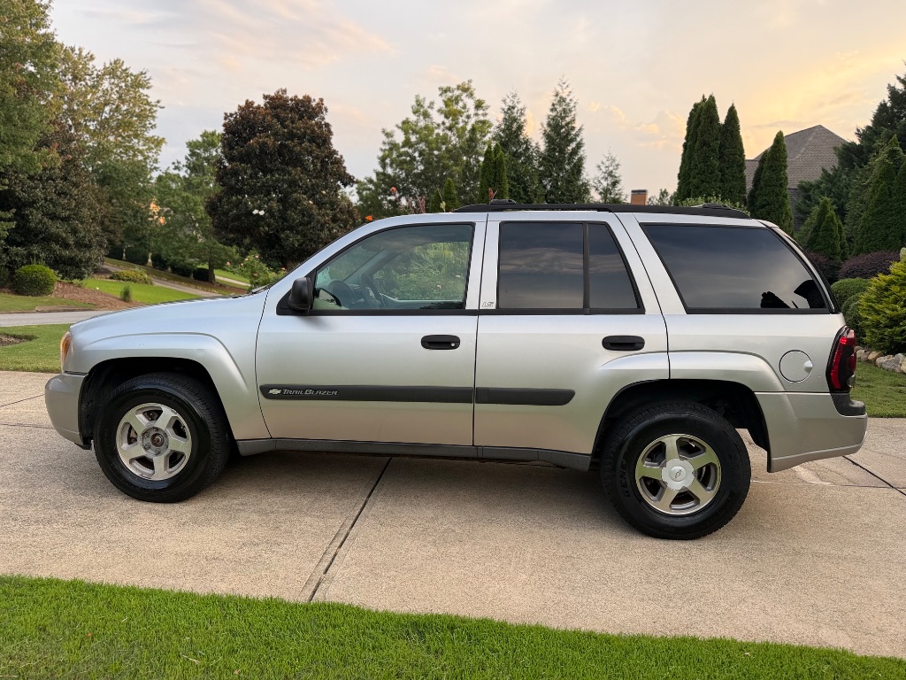 2004 Chevrolet Blazer - $4,300
