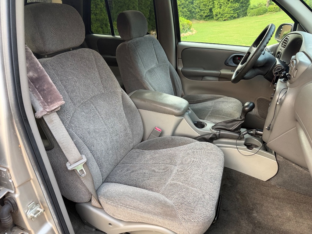 2004 Chevrolet Blazer - $4,300