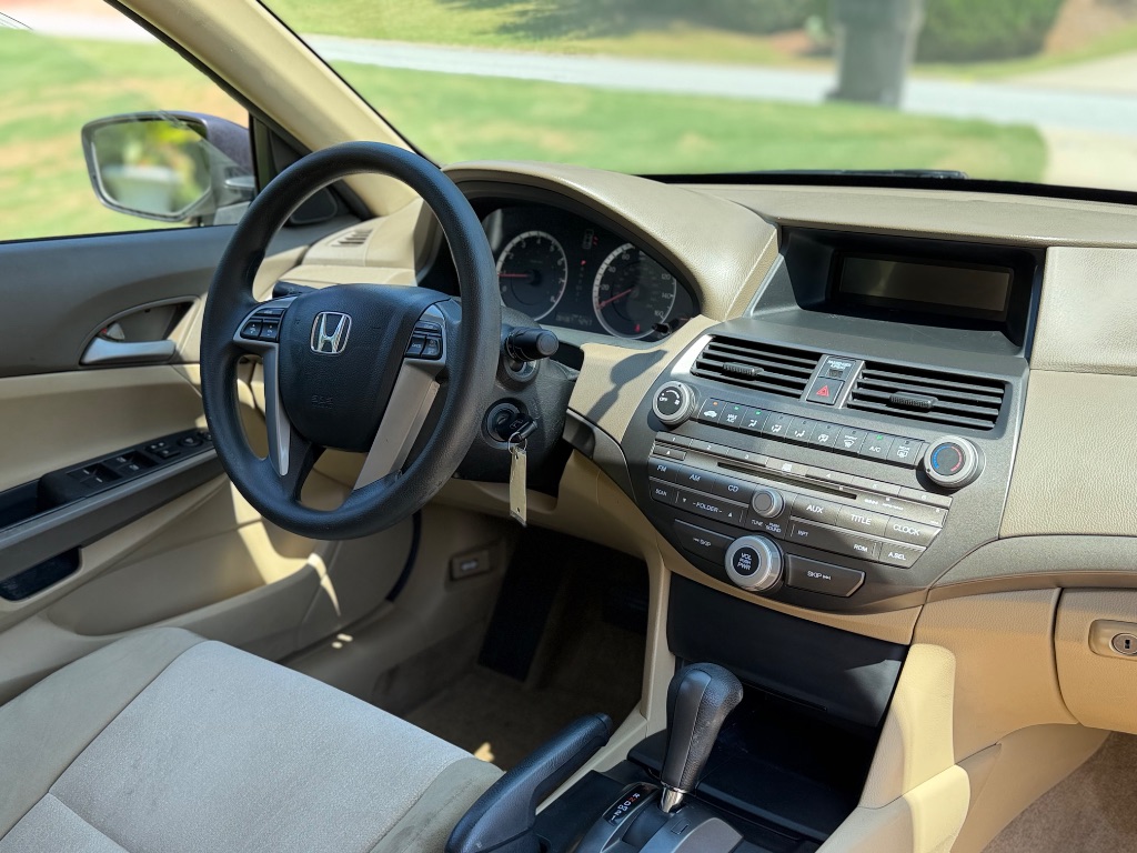 2010 Honda Accord - $11,500