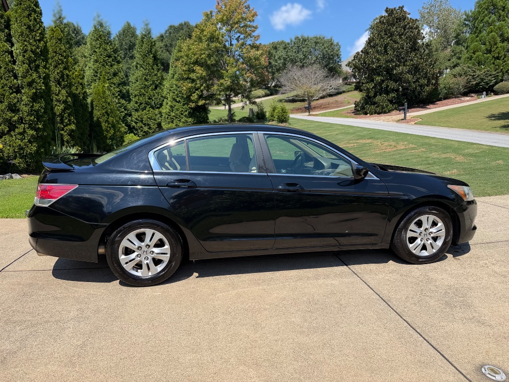 2010 Honda Accord - $11,500