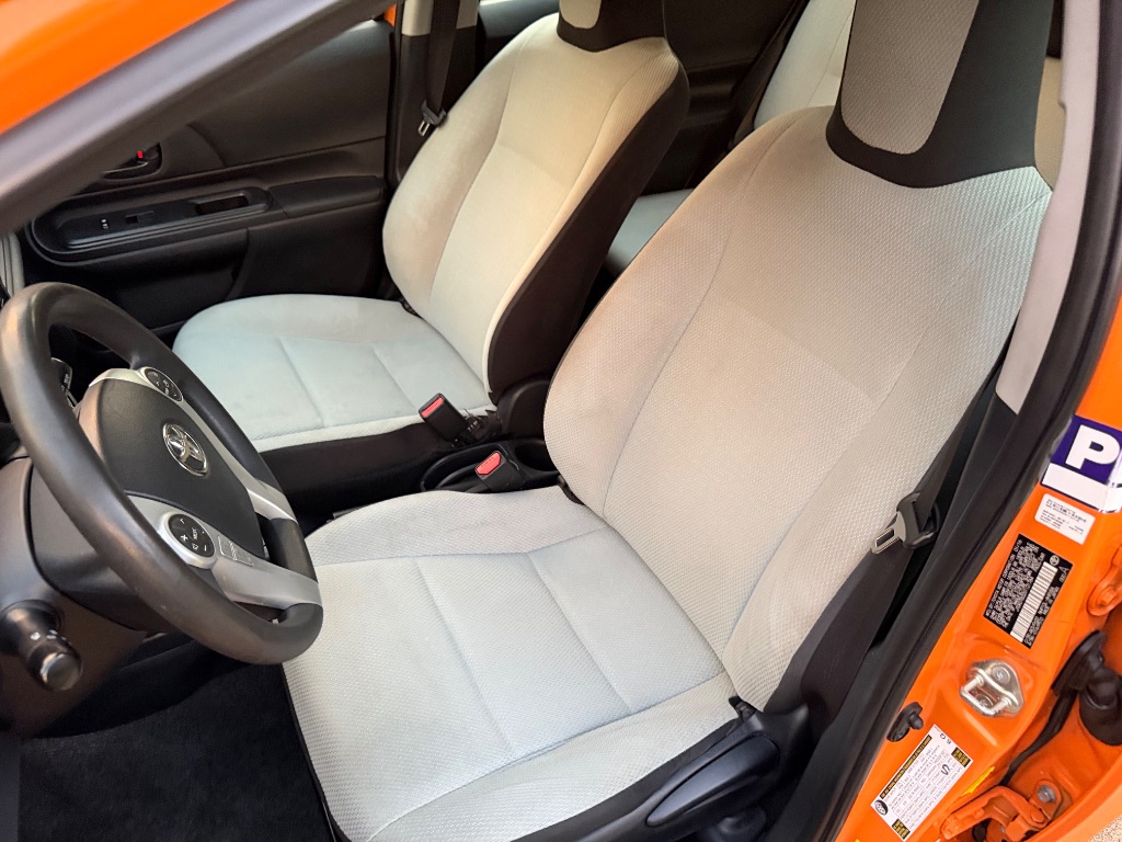 2016 Toyota Prius - $12,500