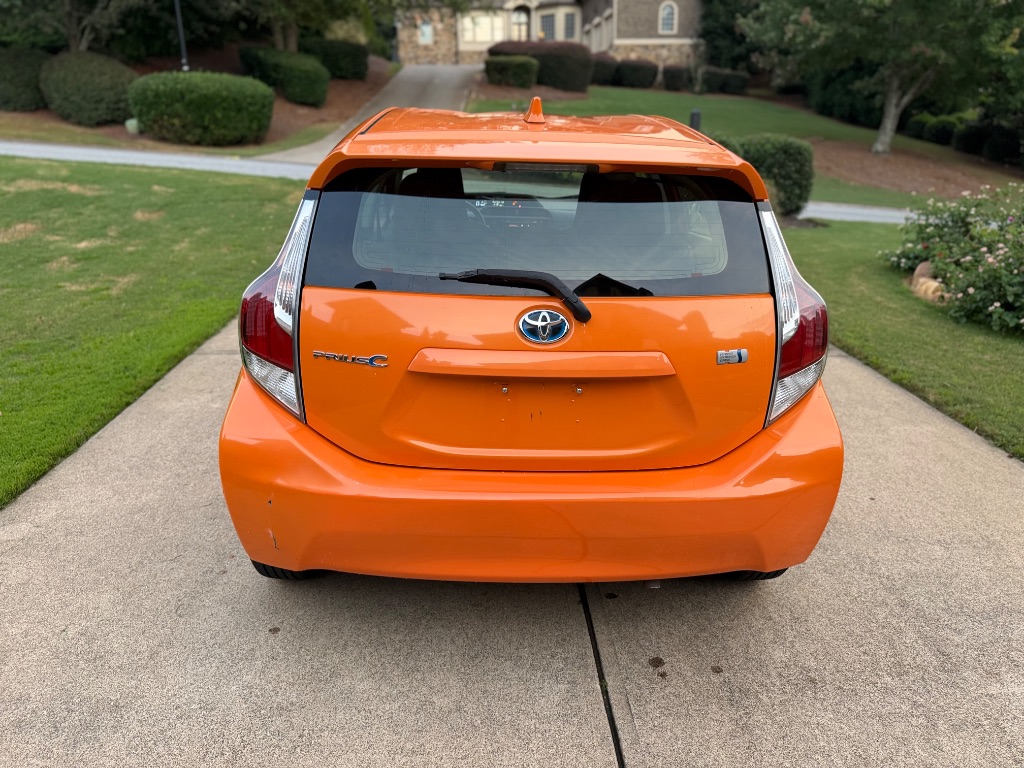 2016 Toyota Prius - $12,500