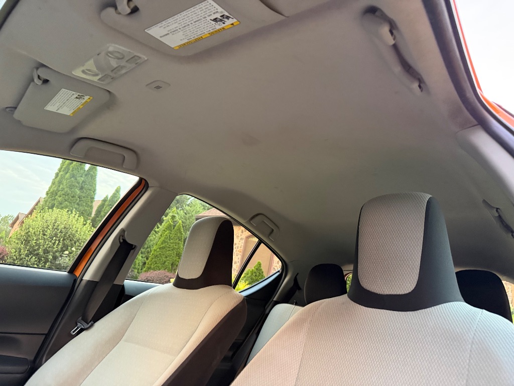 2016 Toyota Prius - $12,500