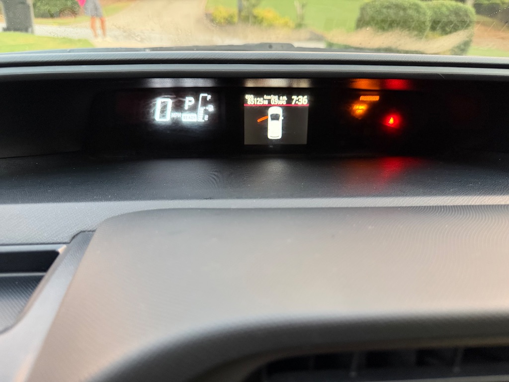 2016 Toyota Prius - $12,500