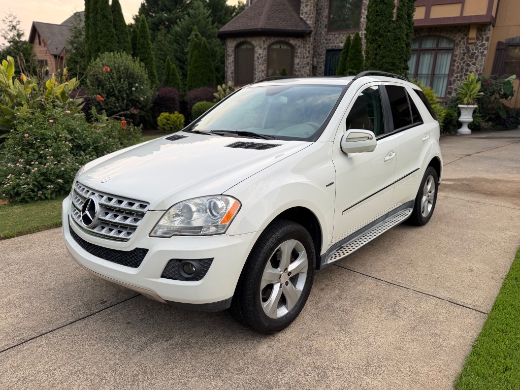 2009 Mercedes-Benz M-Class - $9,000