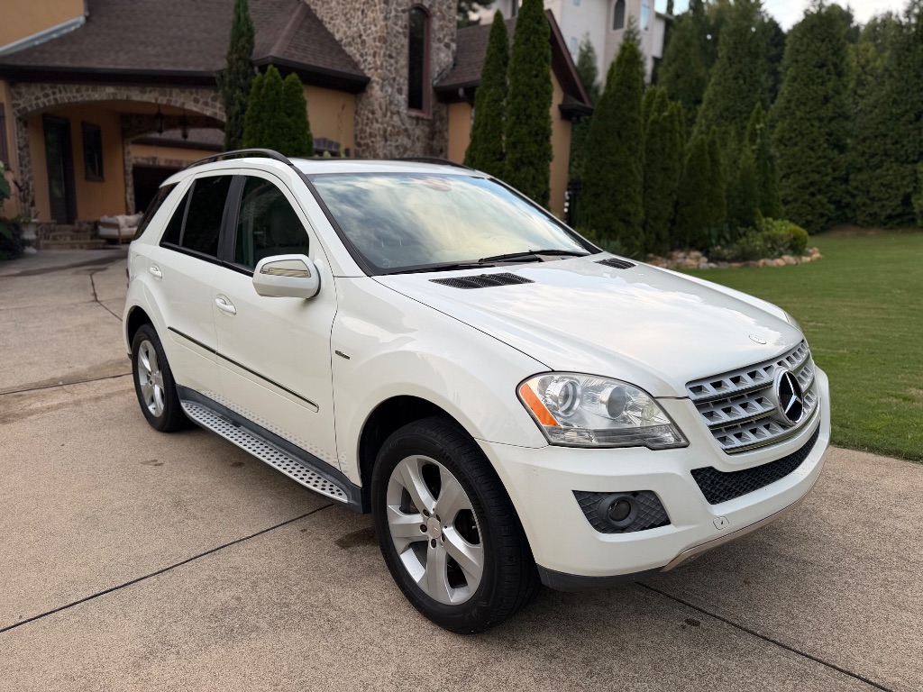 2009 Mercedes-Benz M-Class - $9,000