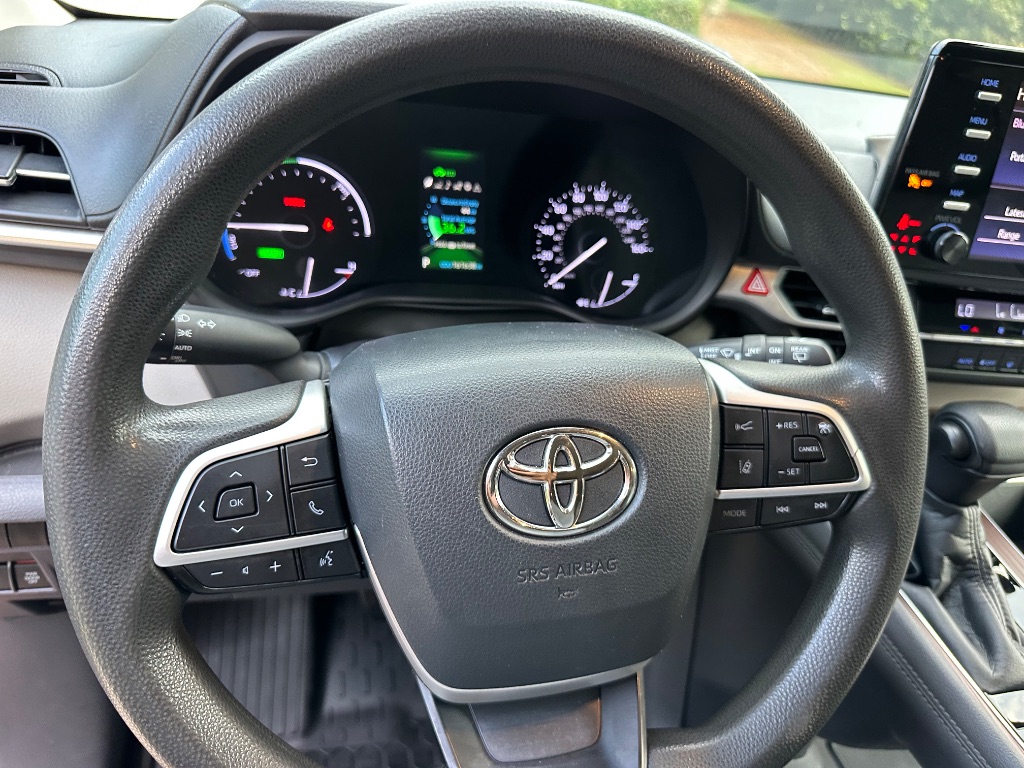 2021 Toyota Sienna - $25,000