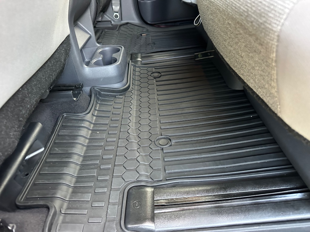 2021 Toyota Sienna - $25,000