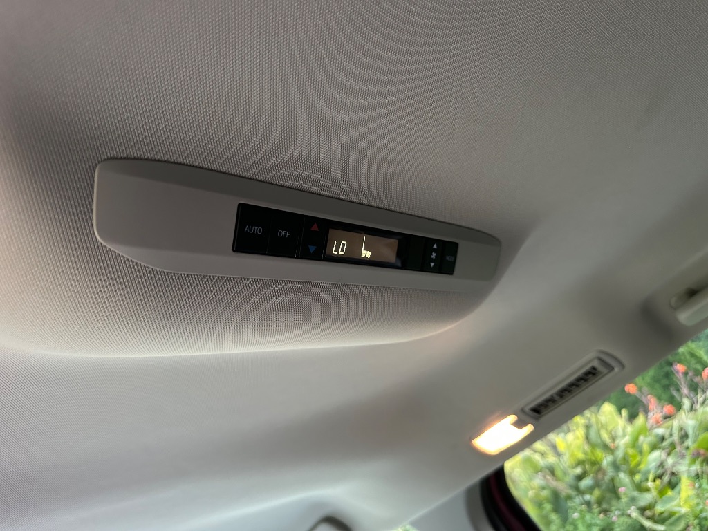 2021 Toyota Sienna - $25,000