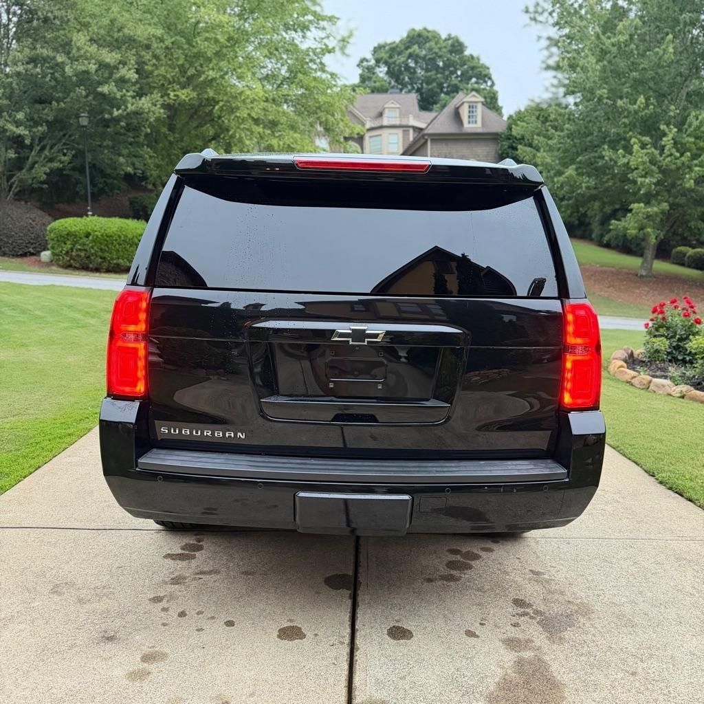2019 Chevrolet Suburban - $14,000