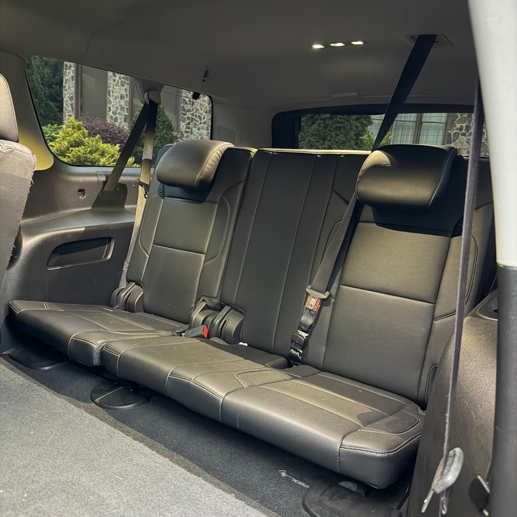 2019 Chevrolet Suburban - $14,000