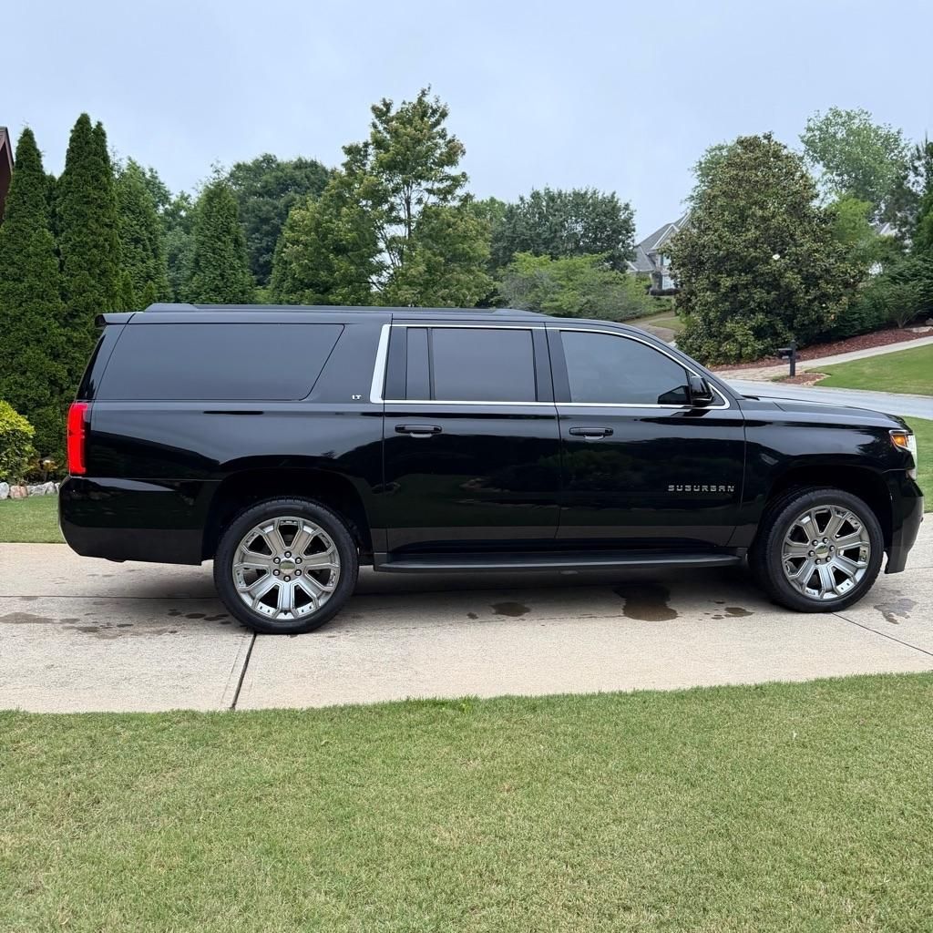 2019 Chevrolet Suburban - $14,000