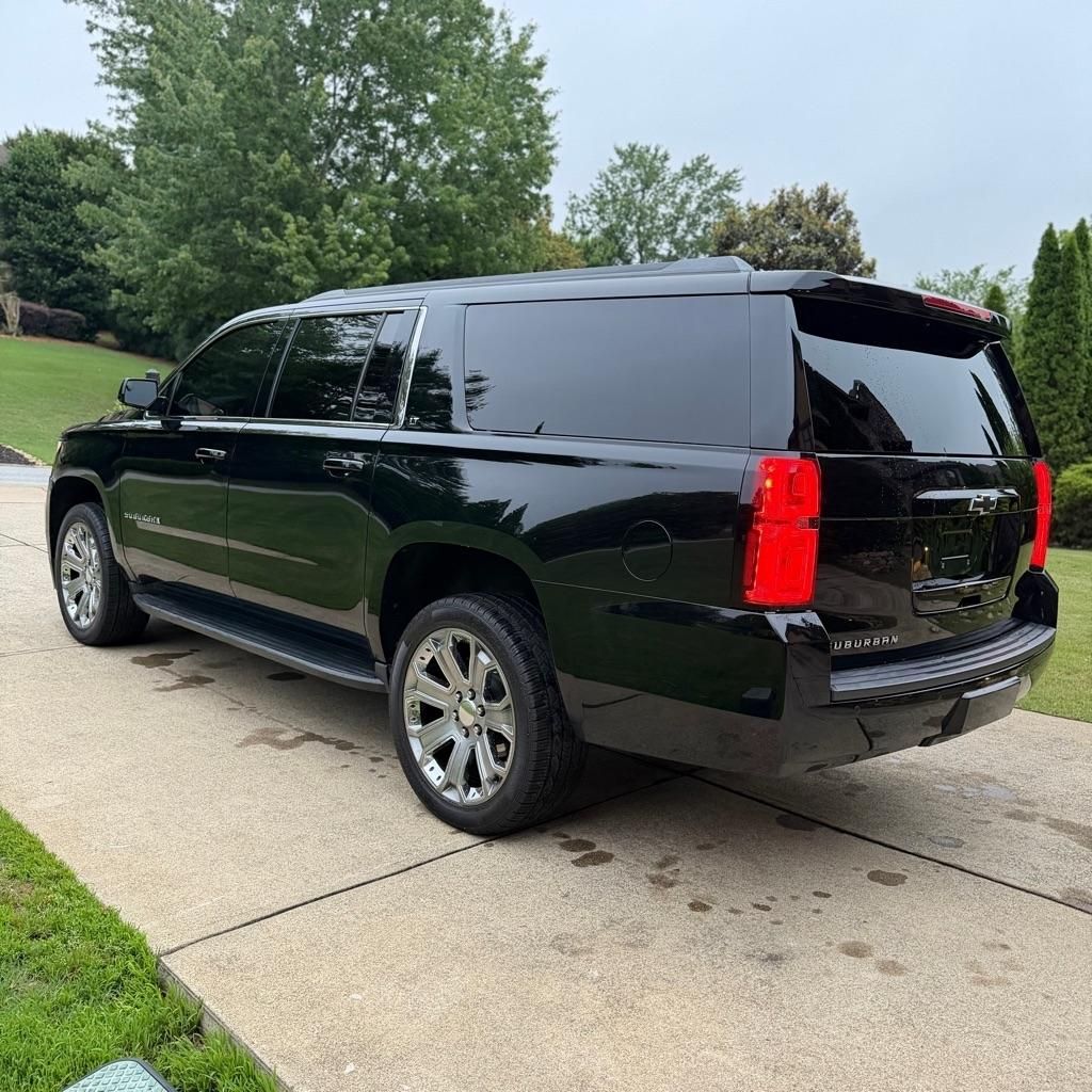 2019 Chevrolet Suburban - $14,000
