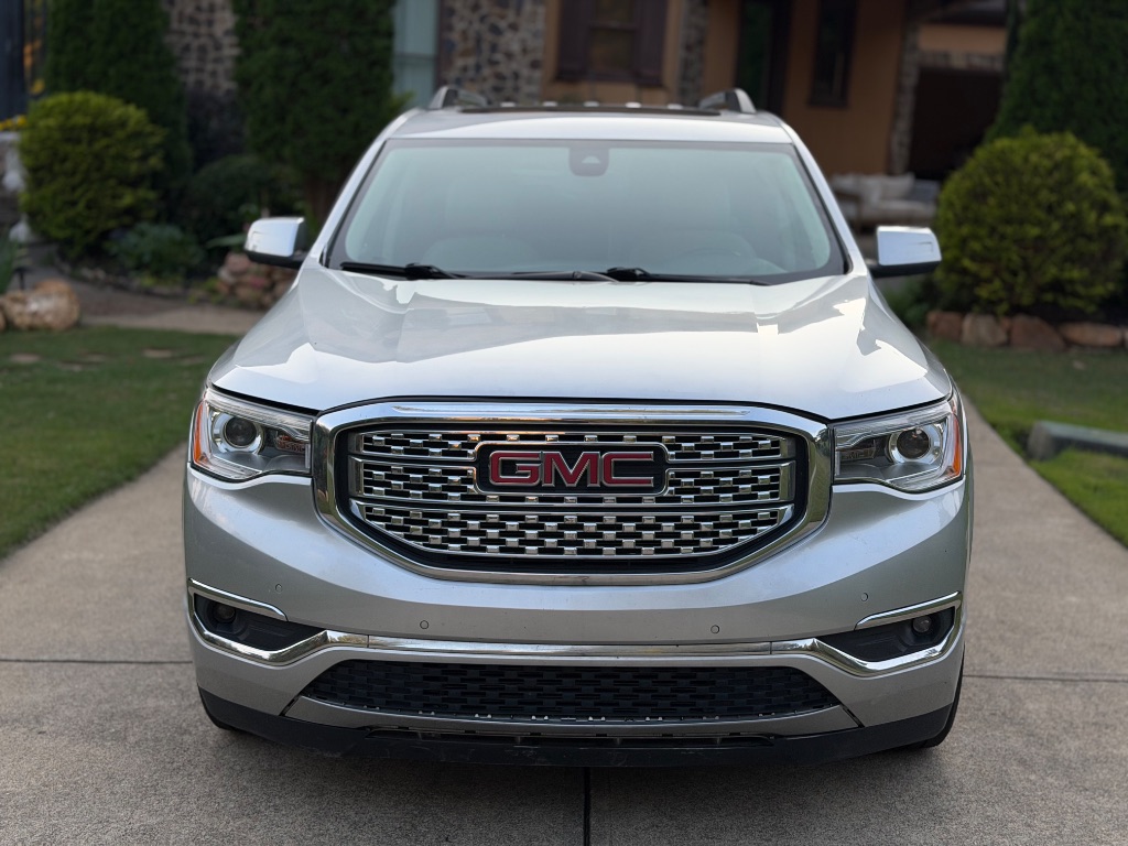 2017 GMC Acadia - $11,700