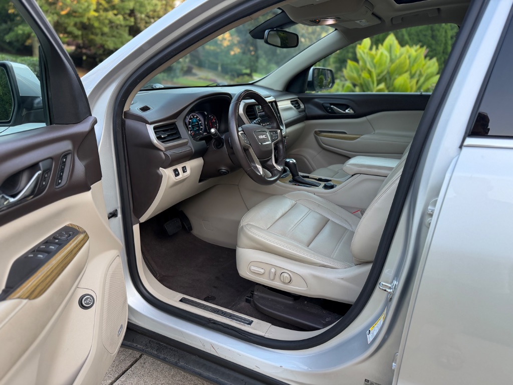 2017 GMC Acadia - $11,700