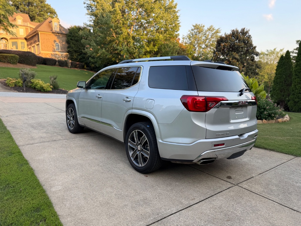 2017 GMC Acadia - $11,700