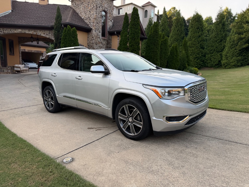 2017 GMC Acadia - $11,700