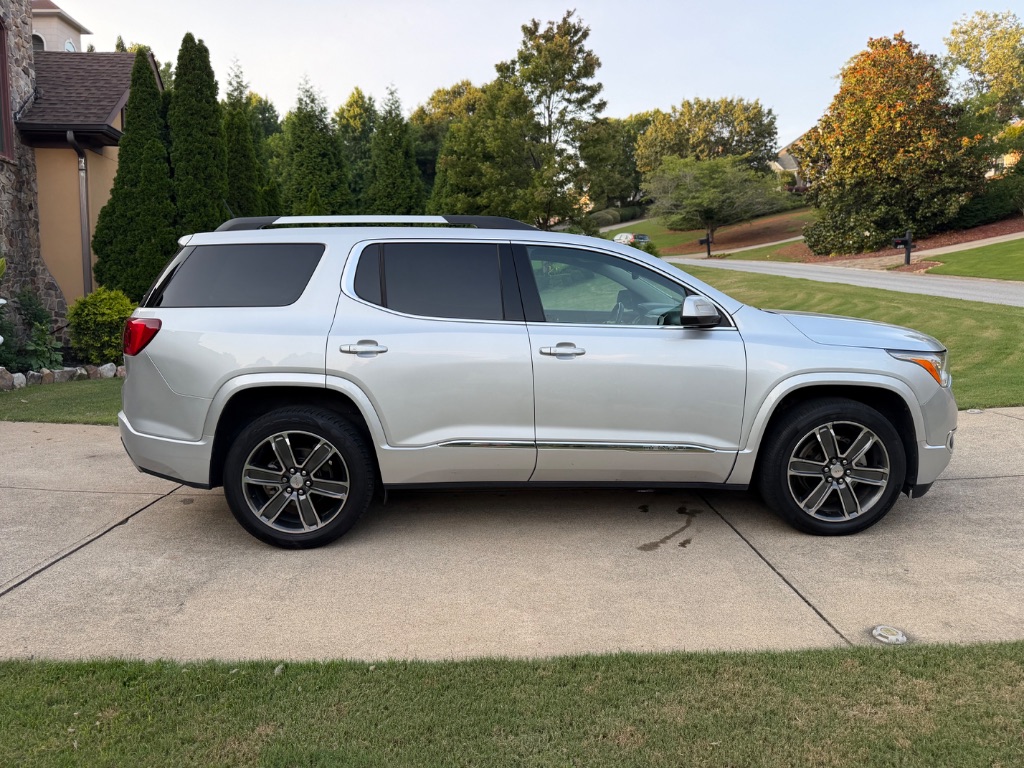 2017 GMC Acadia - $11,700