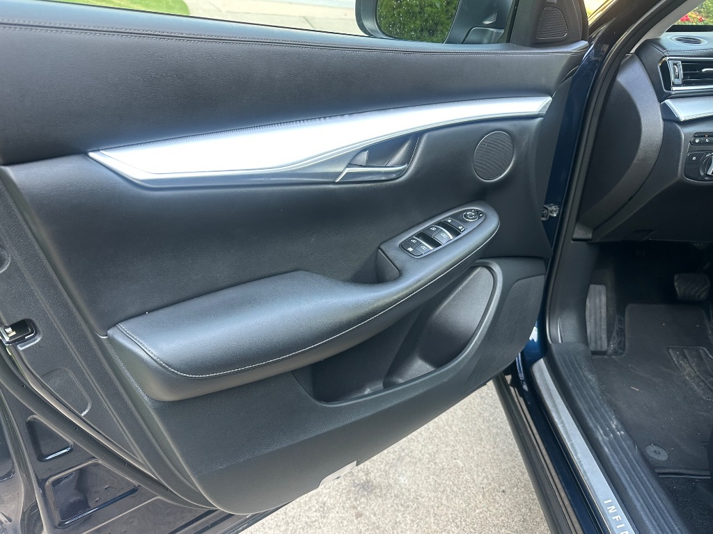 2021 INFINITI QX50 - $12,500