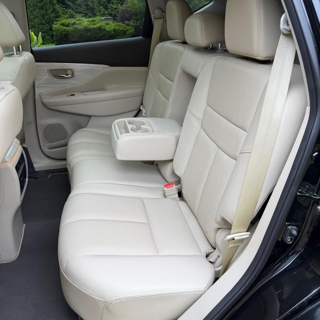 2016 Nissan Murano - $12,000