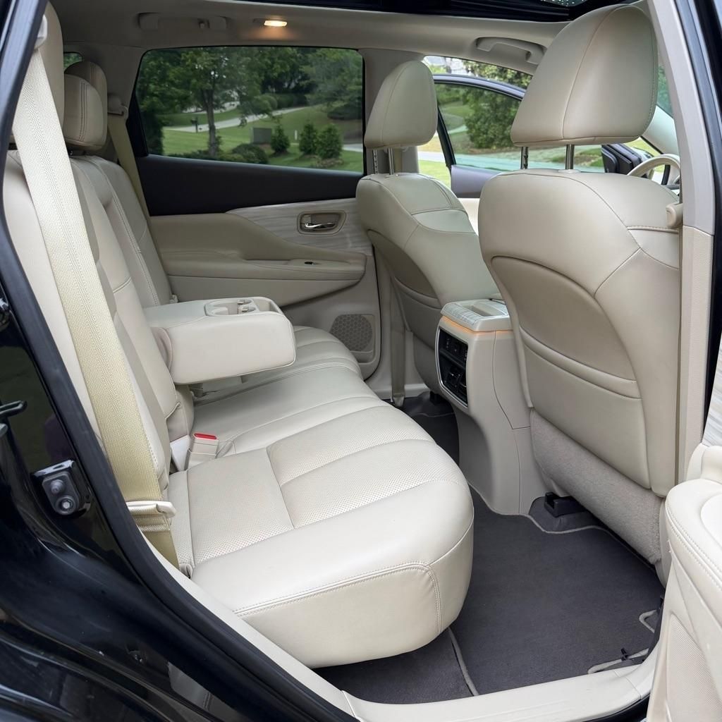 2016 Nissan Murano - $12,000
