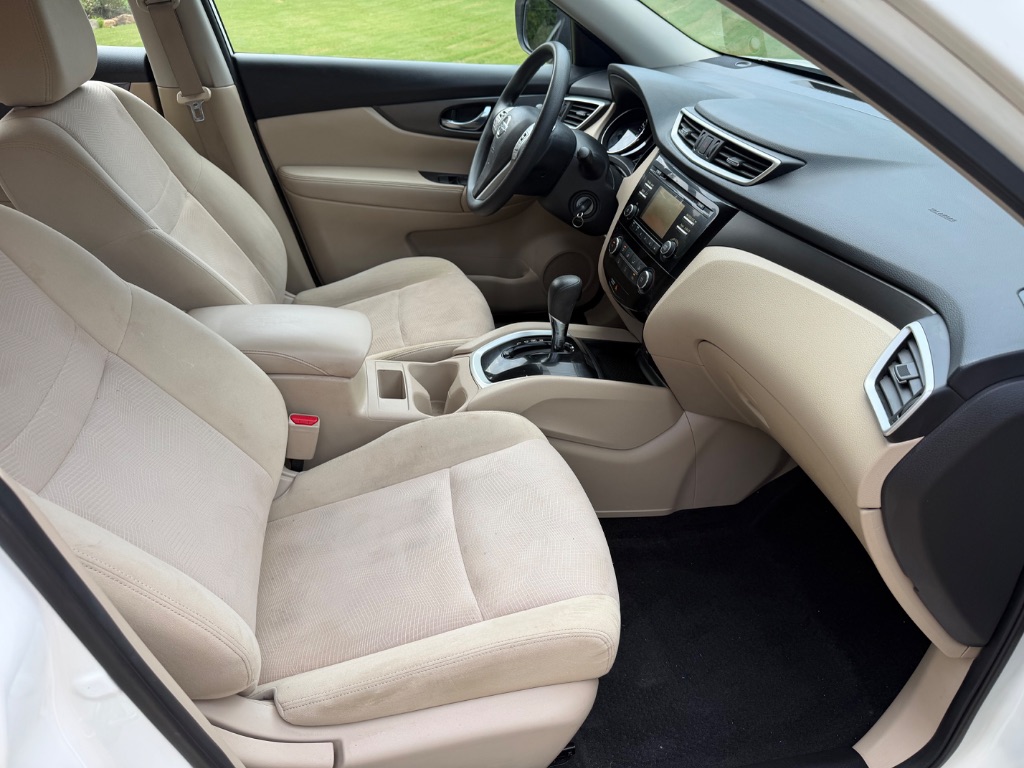 2016 Nissan Rogue - $12,000